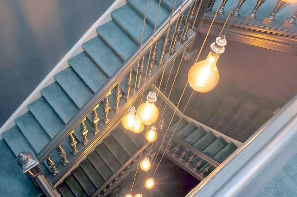 Фото Black Ivy Hotel