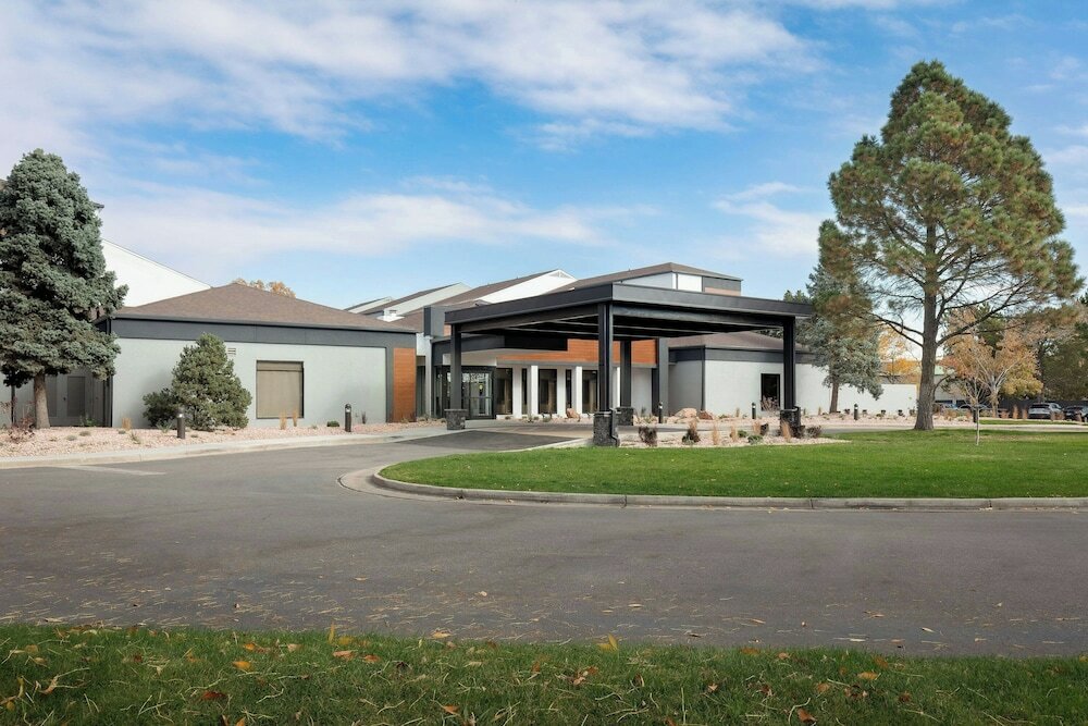 Фото Courtyard by Marriott Denver Central Park