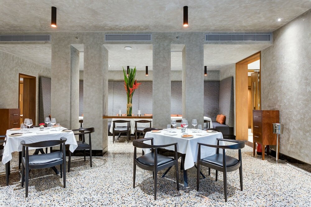 Фото The Manor New Delhi