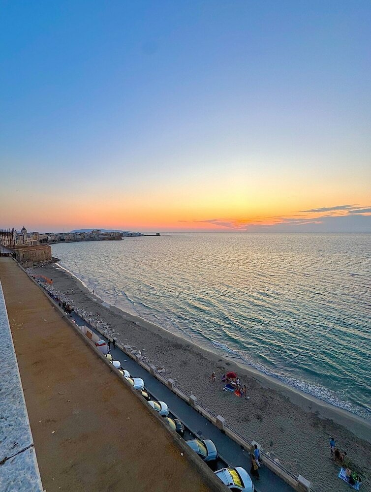 Фото Central Gallery Rooms