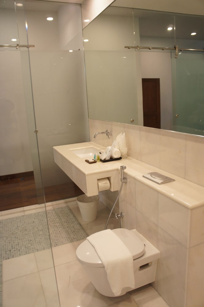 Фото Heeren Palm Suites