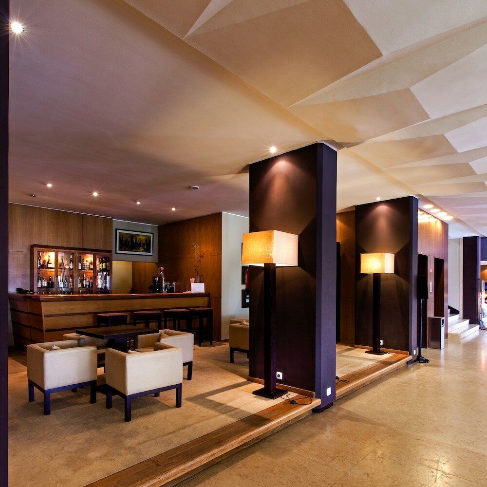 Фото Carcavelos Beach Hotel