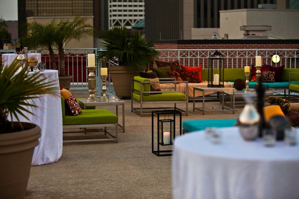 Фото Renaissance New Orleans Arts Warehouse District Hotel