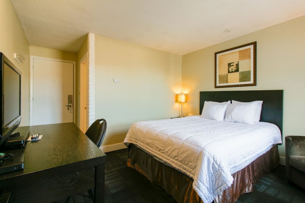 Фото Hotel Moncton