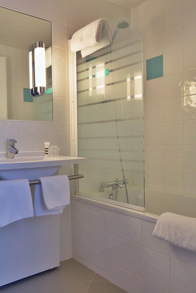 Фото Mercure Luxeuil-les-Bains Hexagone