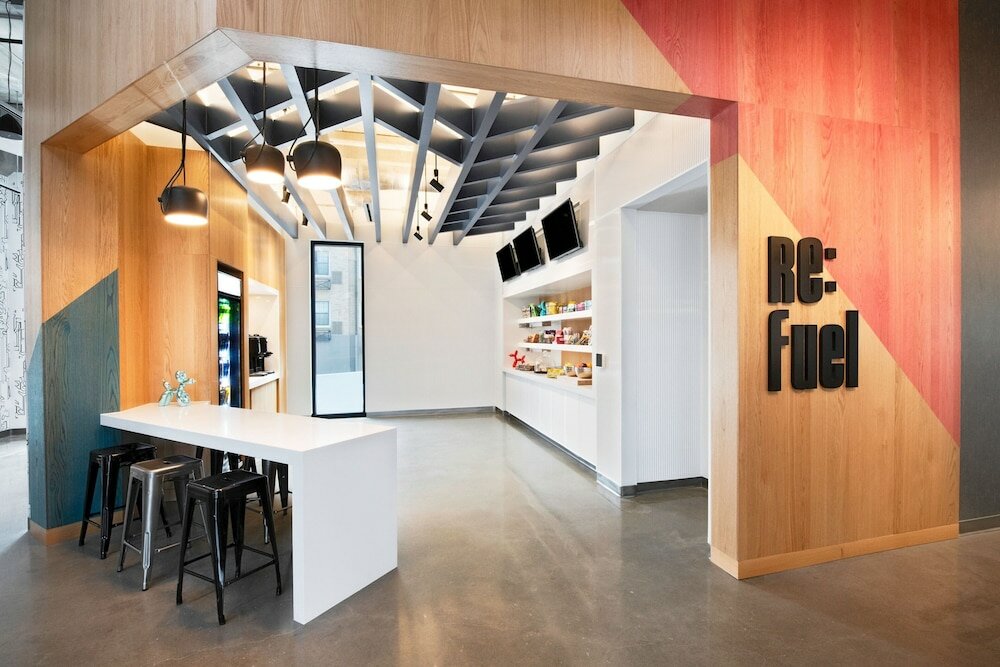 Фото Aloft Kansas City Country Club Plaza