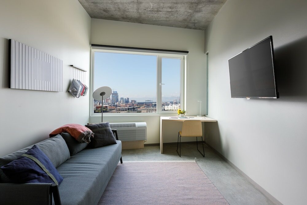 Фото The Source Hotel