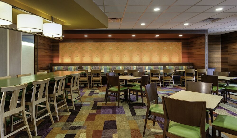 Фото Fairfield Inn & Suites by Marriott Buffalo Amherst/University