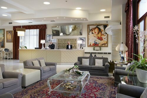 Внешний вид отеля Hotel Ariston в Монтекатини-Терме, фото 2