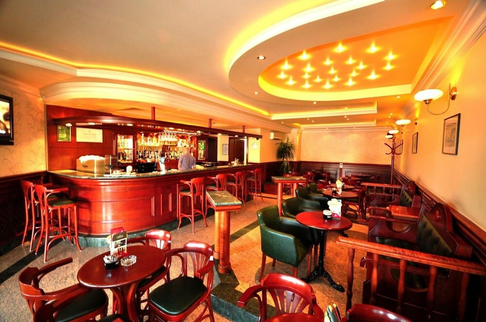 Фото Cezar Hotel