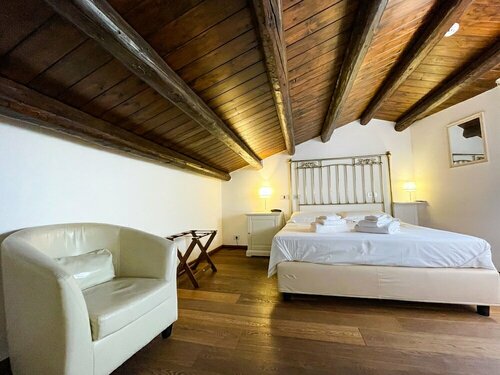 Внешний вид отеля Hotel La Plumeria в Чефалù, фото 5