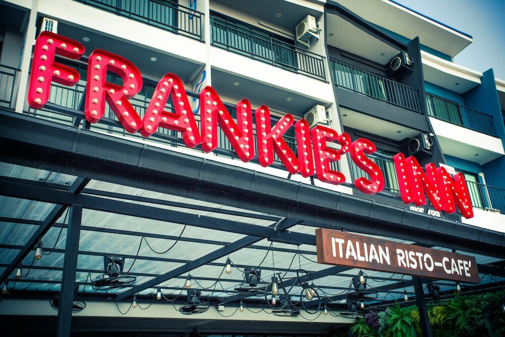 Фото Frankie's Inn