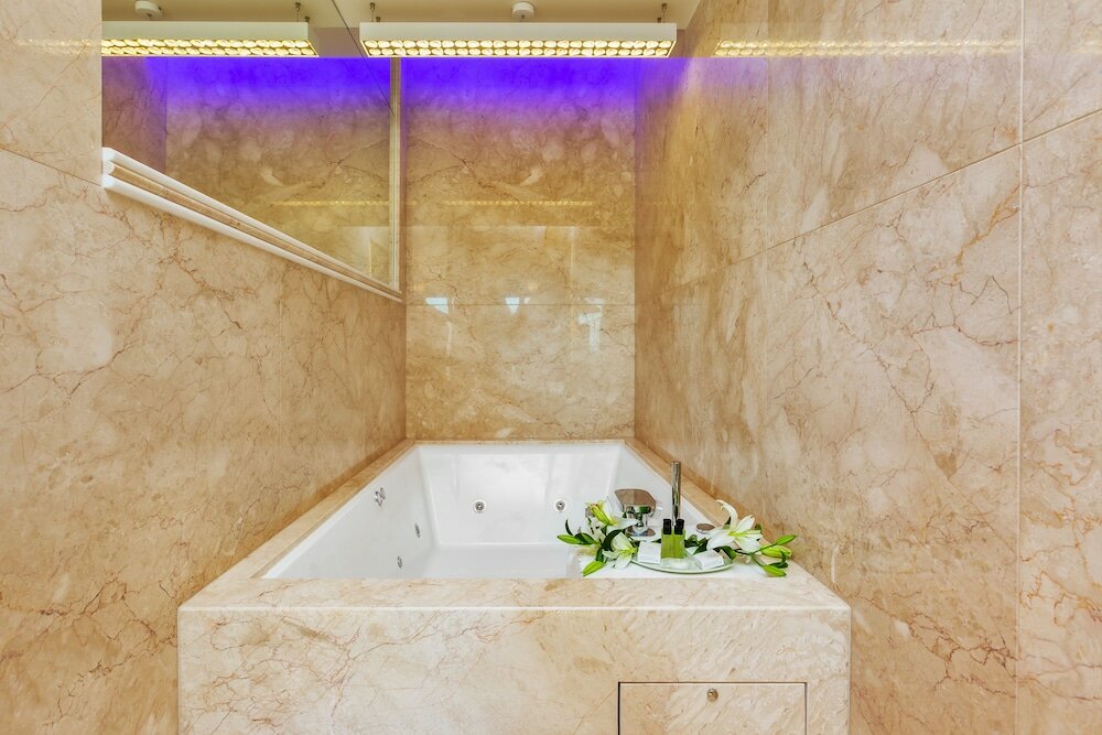 Фото Porto Marine Hotel