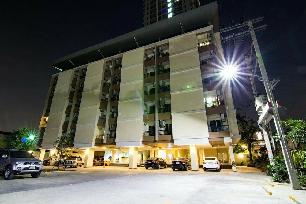 Hotel Dae Ma Place, Bangkok, photo