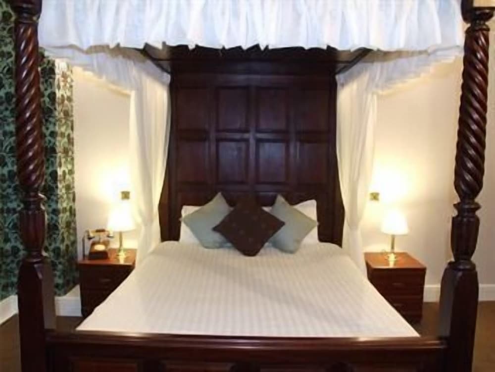 Фото Ely House Hotel