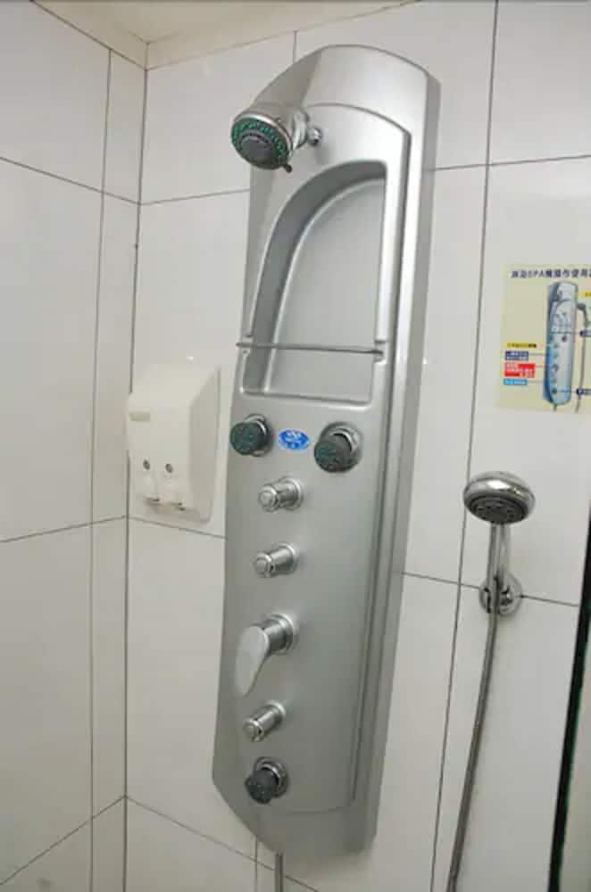 Фото Attic Hotel