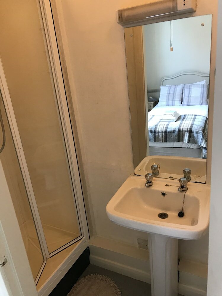 Фото Galtres Lodge Hotel