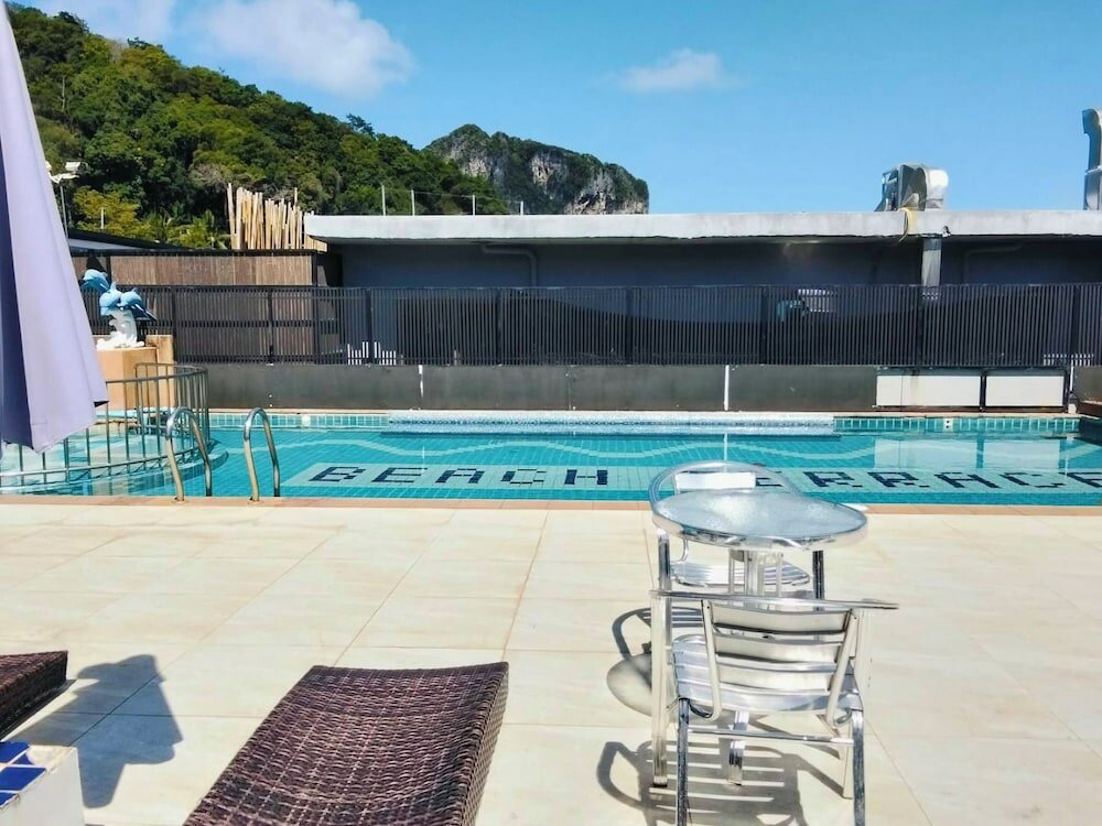 Фото Days Inn by Wyndham Aonang Krabi