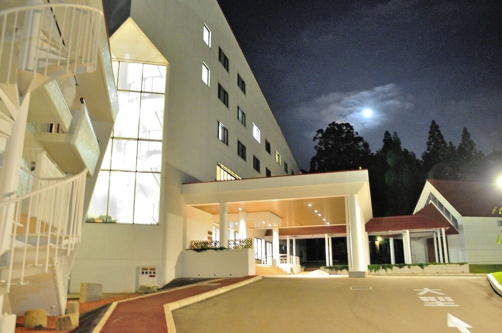 Фото Tateyama Kokusai Hotel