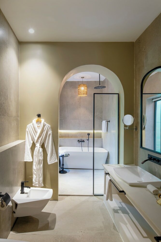 Фото The Earth Amritsar-Trademark Collection