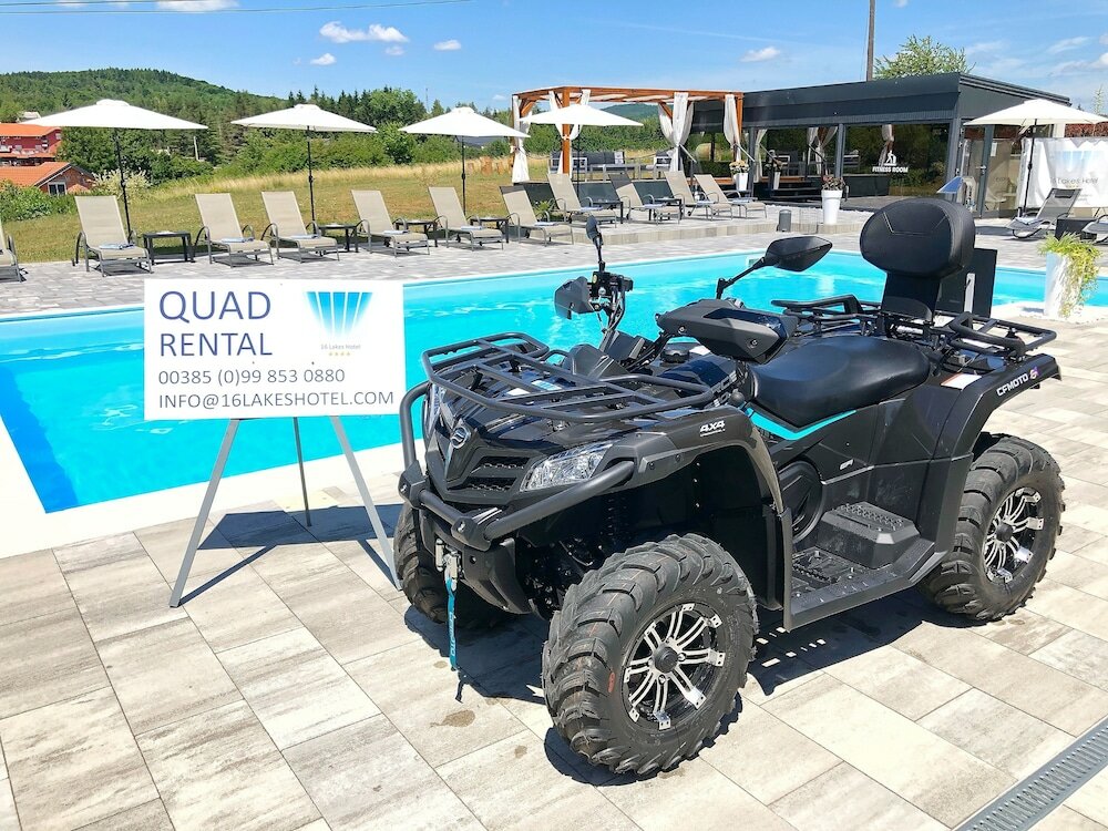 Фото 16 Lakes Hotel