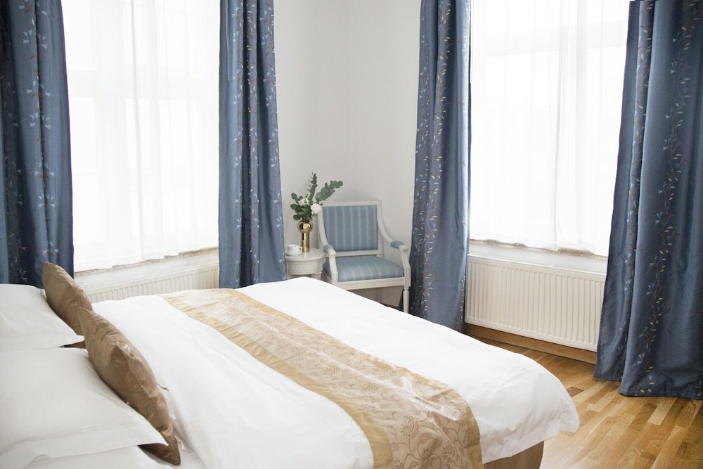 Фото Brommavik Hotel