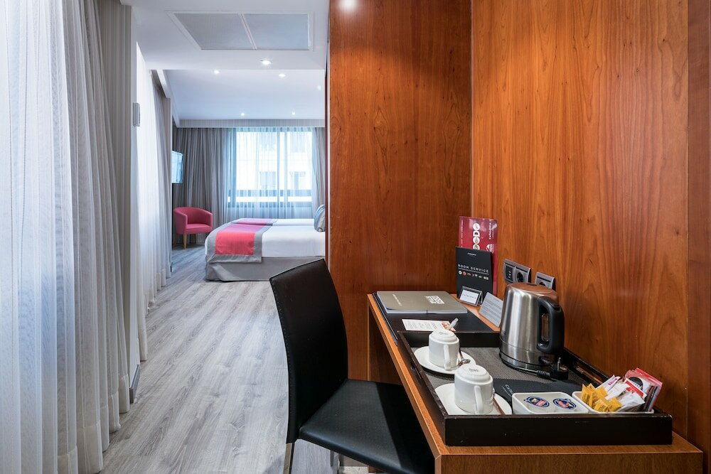 Фото Отель Catalonia Barcelona 505