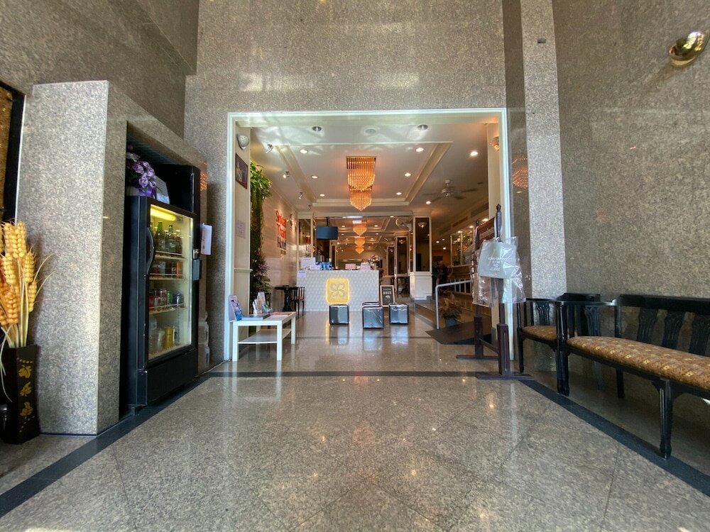 Фото Sinkiat Thani Hotel