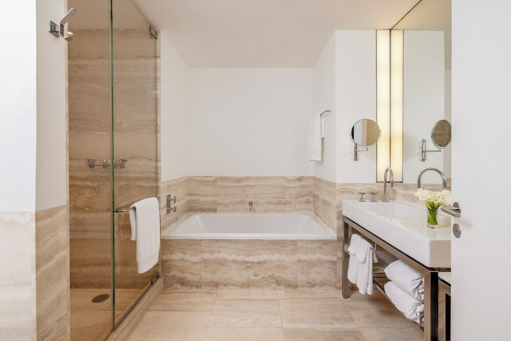 Фото The Bryant Park Hotel