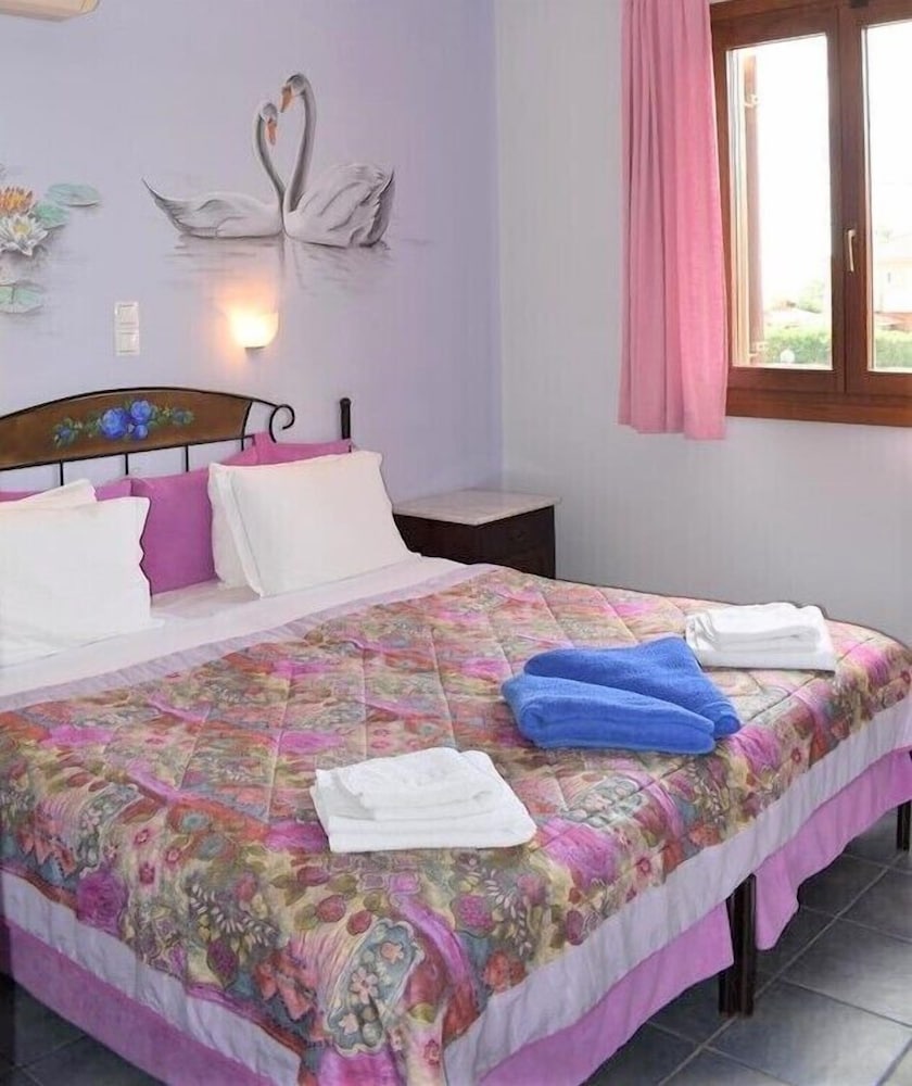 Фото Melidron Hotel