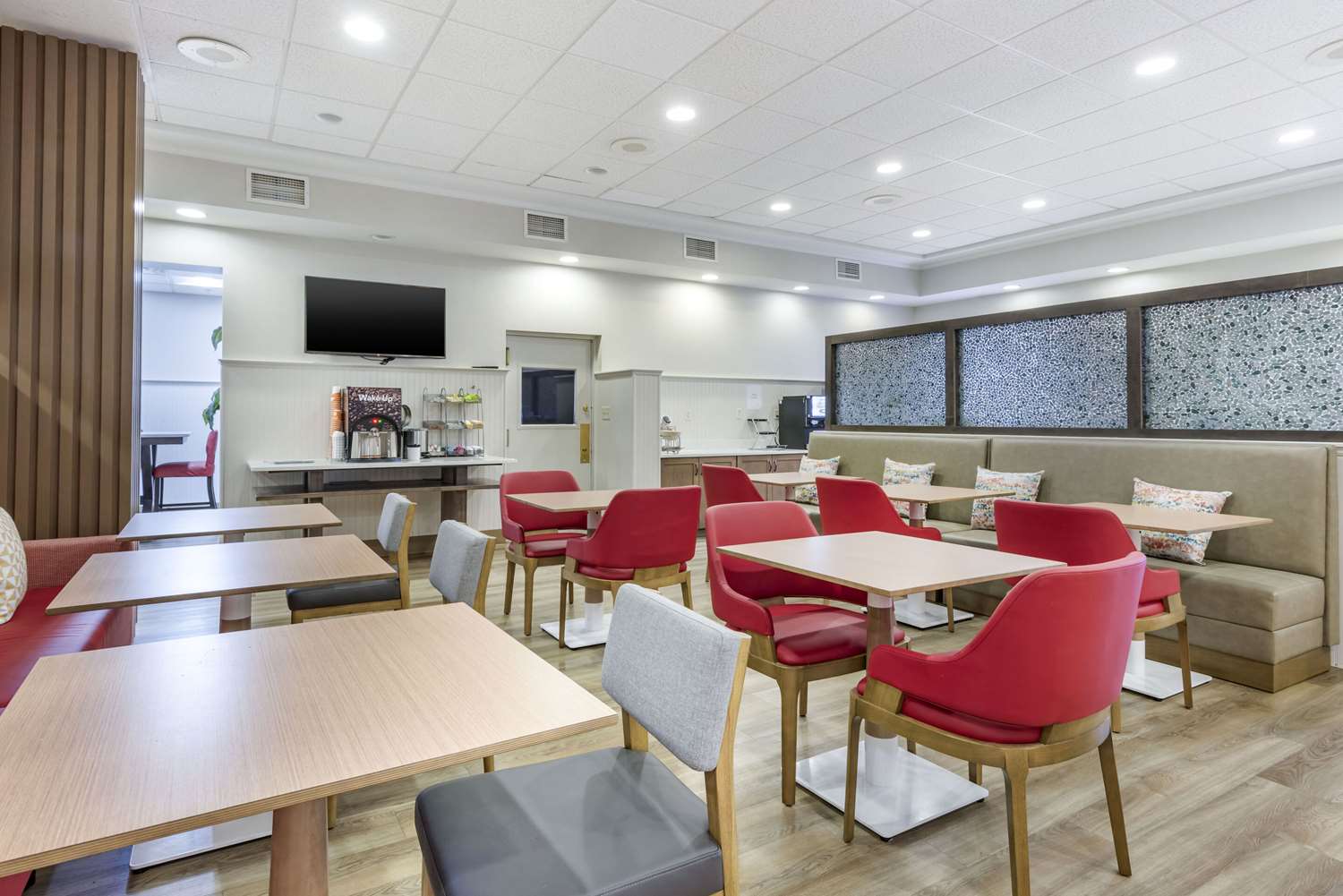 Фото Comfort Suites Ocean City