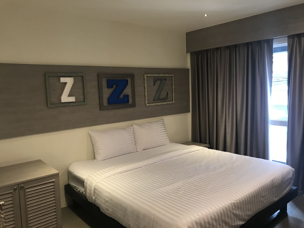 Фото Lazy Sunday Hostel