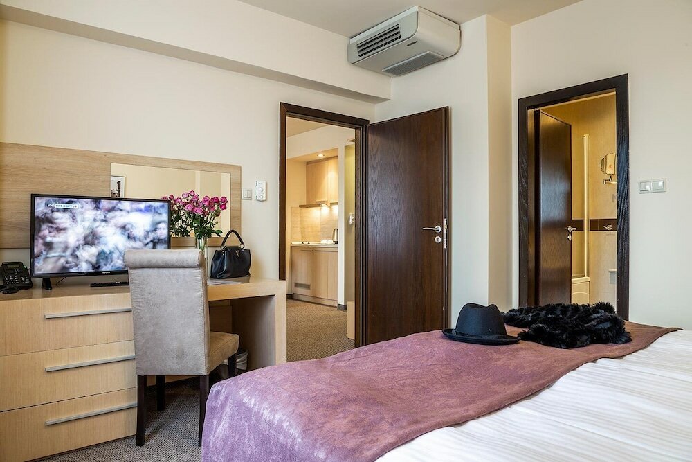 Фото 103877727918