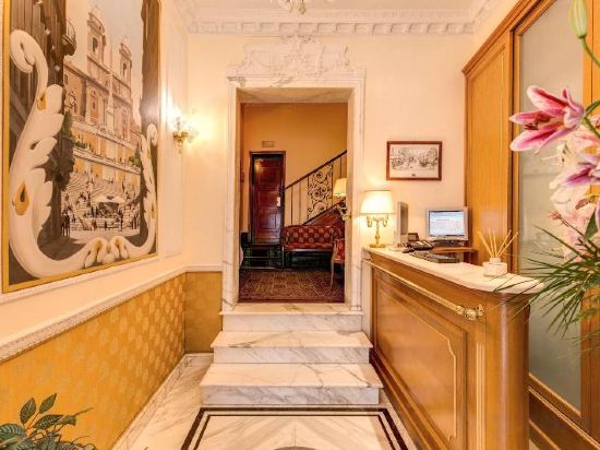 Фото Hotel La Lumiere di Piazza di Spagna