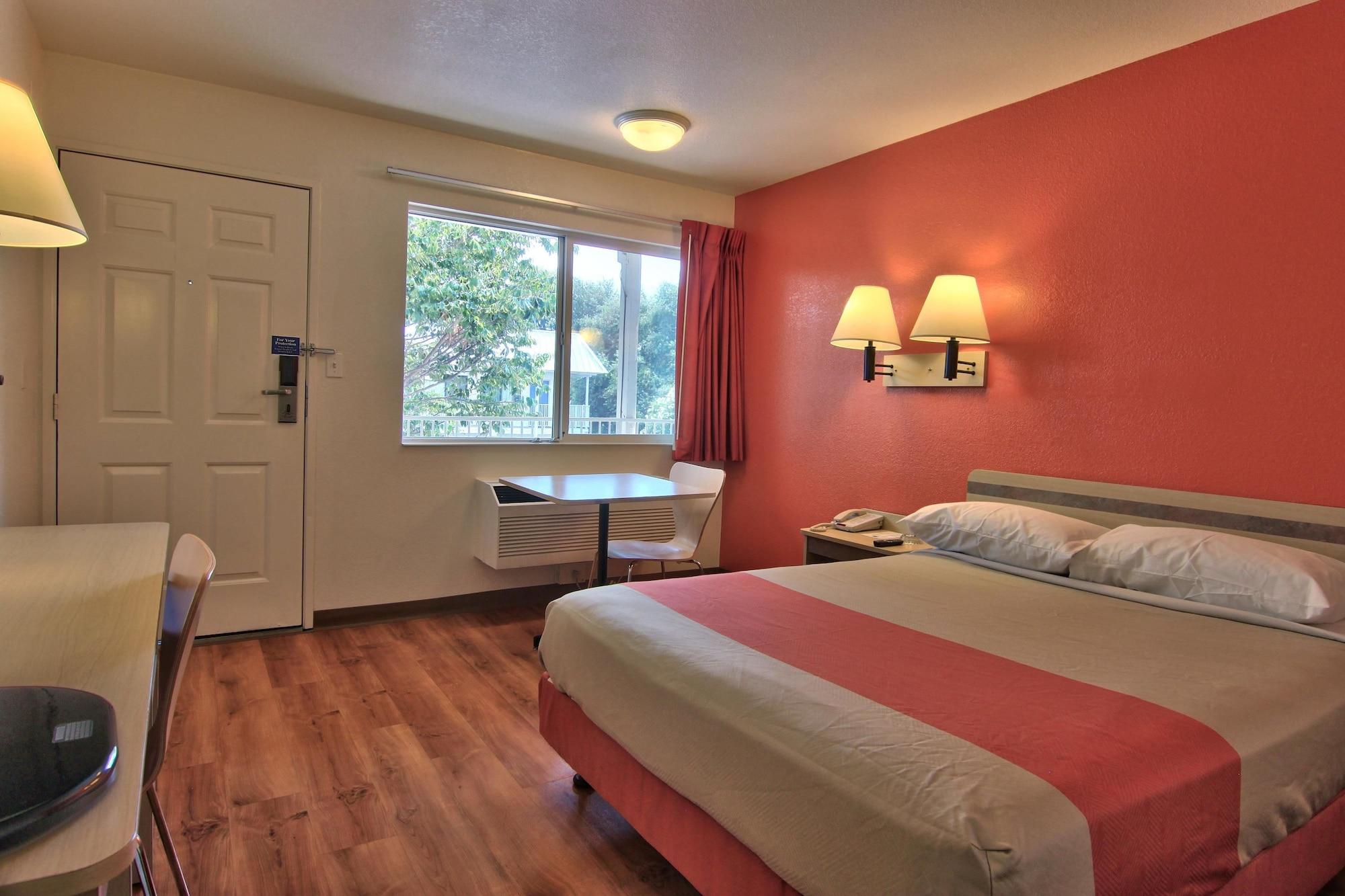 Фото Motel 6 Woodland, Ca – Sacramento Airport