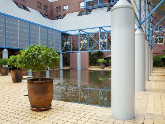 Фото DoubleTree by Hilton Hotel Esplanade Darwin