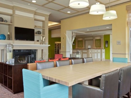 Фото Hilton Garden Inn Hoffman Estates