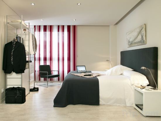 Фото Limehome Barcelona Rector Triadó