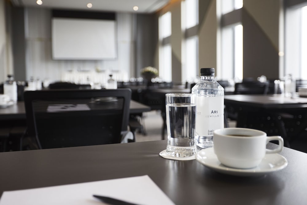 Фото The Quarter Ari by UHG