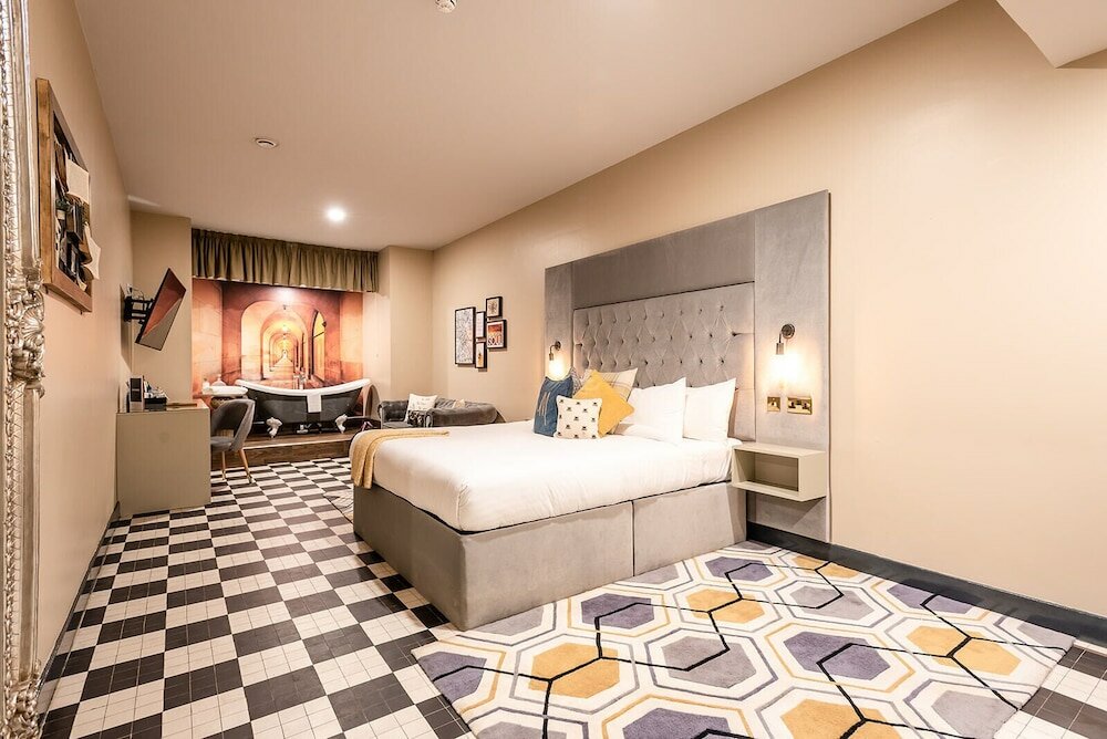 Фото Manchester Hall