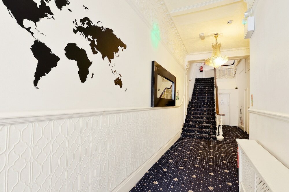 Фото Gallery Hyde Park Hostel