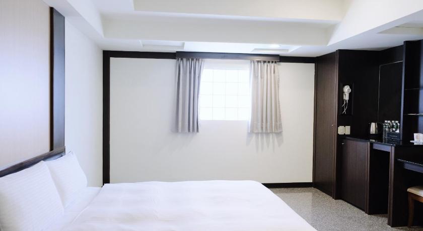 Фото Regal International Hotel