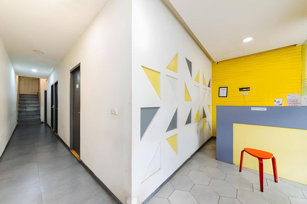 Фото RedDoorz Plus @ Danau Sunter Utara