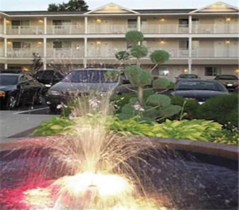 Фото Parkside Inn Bridgeview