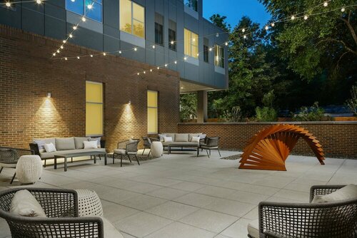 Гостиница Ac Hotel by Marriott Chapel Hill Downtown в Чапел-Хилл