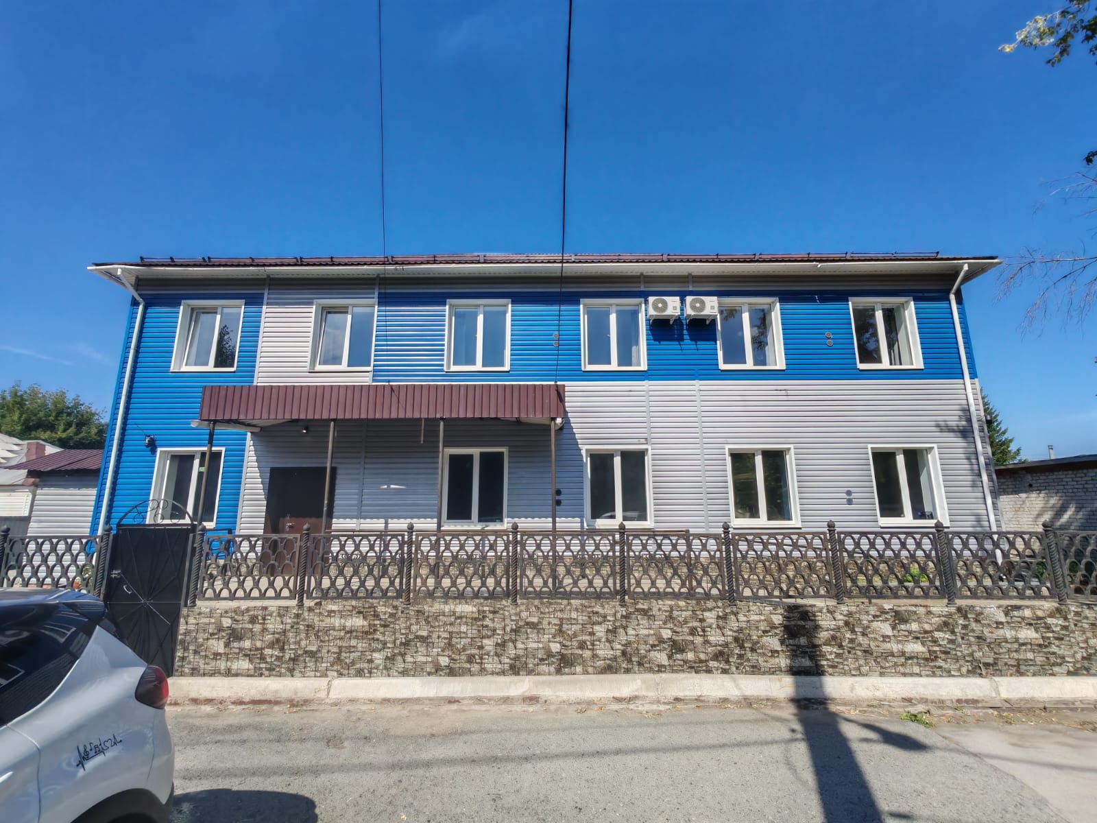 Фото отеля 2