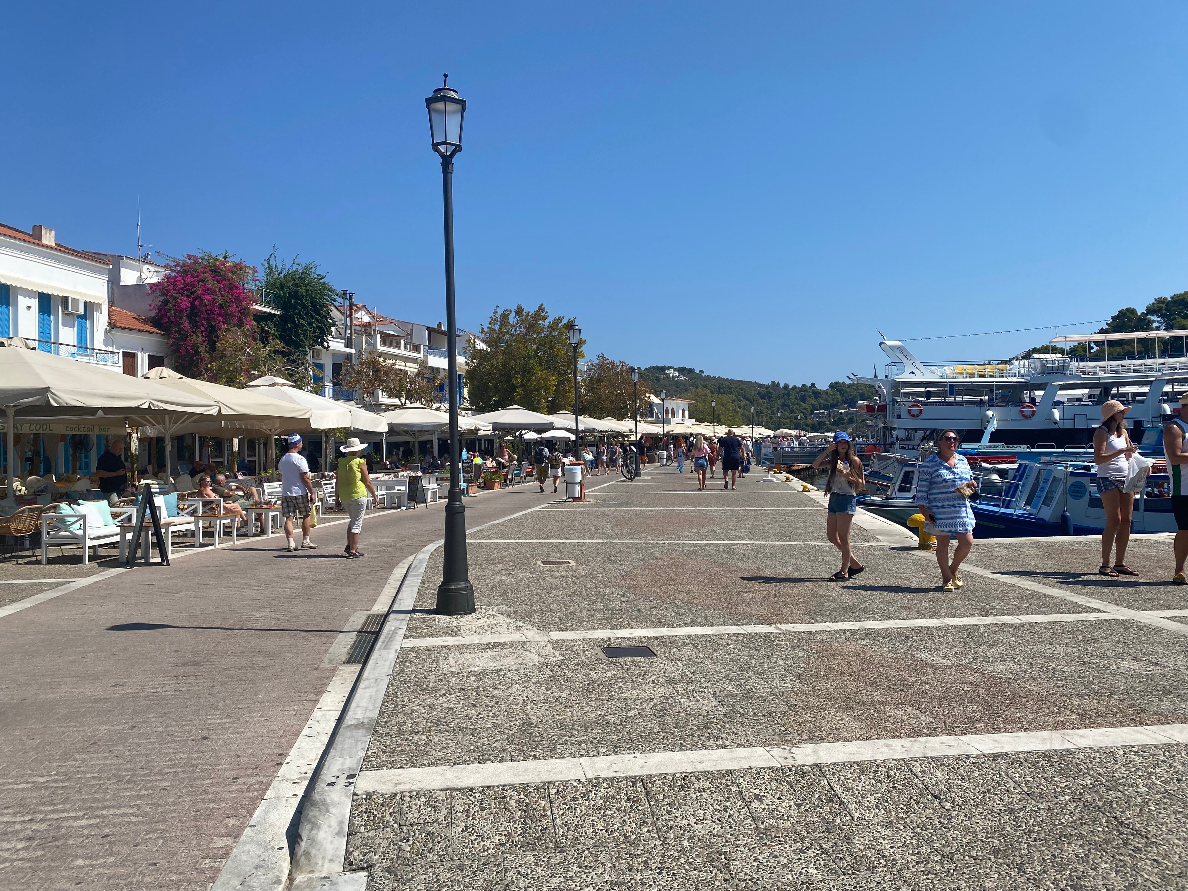 Фото Amfion Hotel