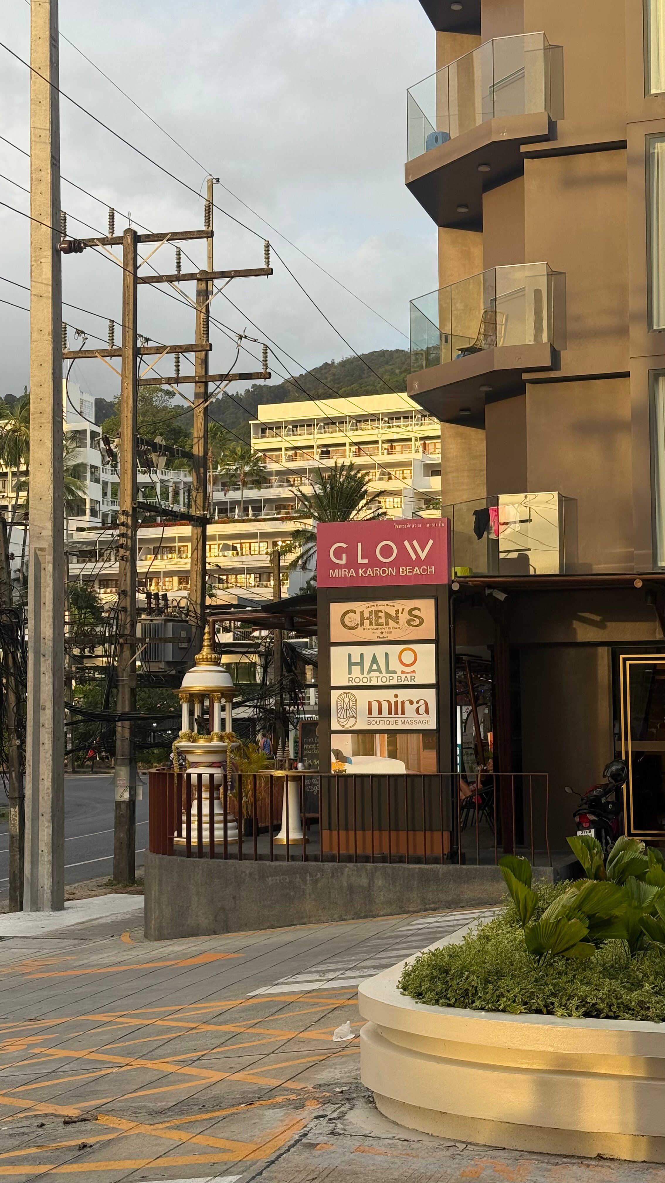 Фото Glow Mira Karon Beach