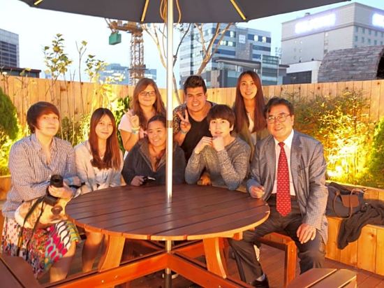 Фото Myeongdong Mom House