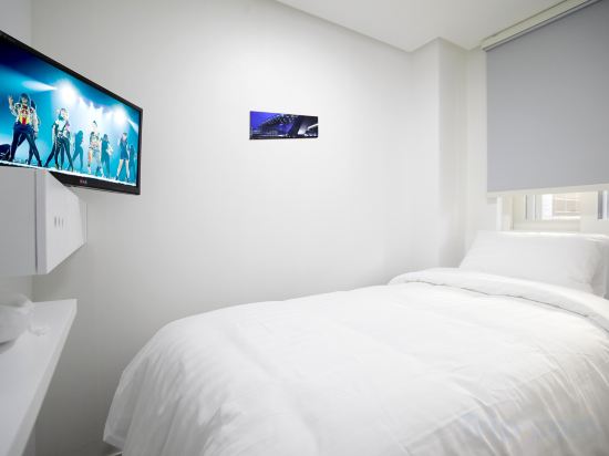 Фото K-pop Hotel Seoul Tower